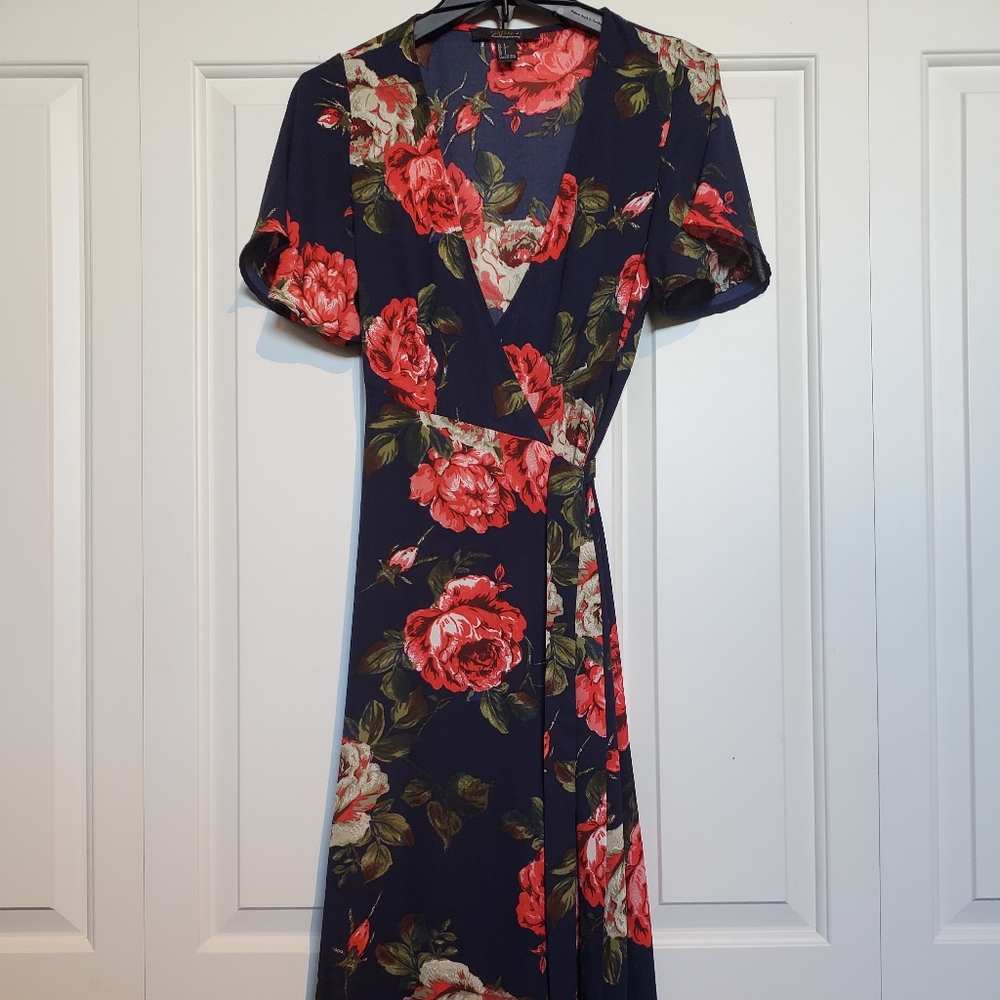 Forever 21 Navy Floral Wrap Maxi Sun Dress